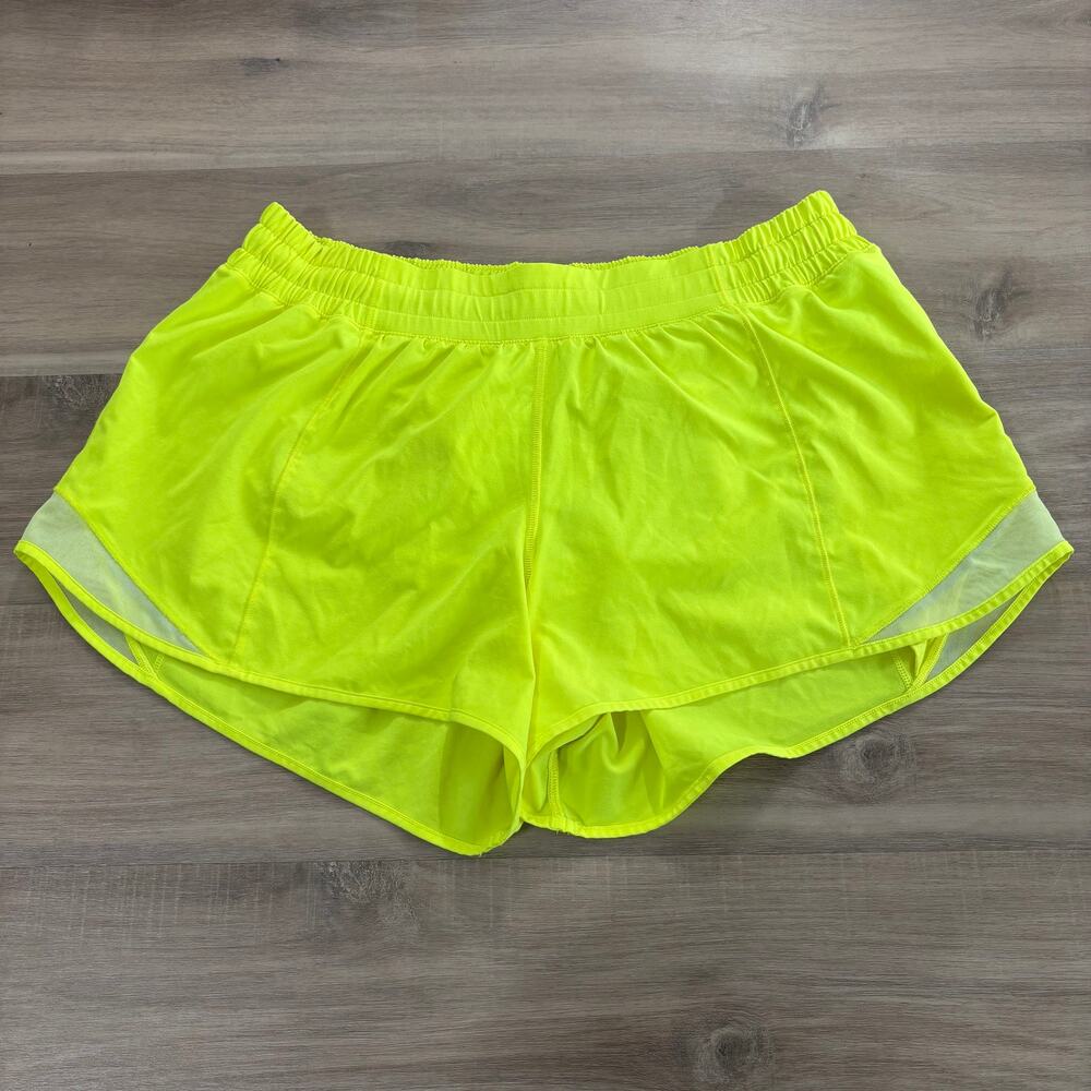 Lululemon Hotty Hot Short II Long 4" Highlight Yellow Women Size 12